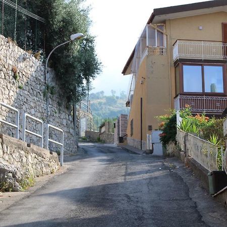 acasadivalentina Villa Maranola Exterior foto