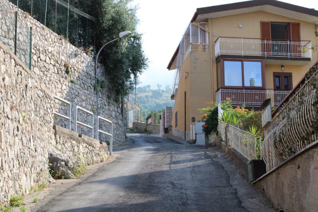 acasadivalentina Villa Maranola Exterior foto